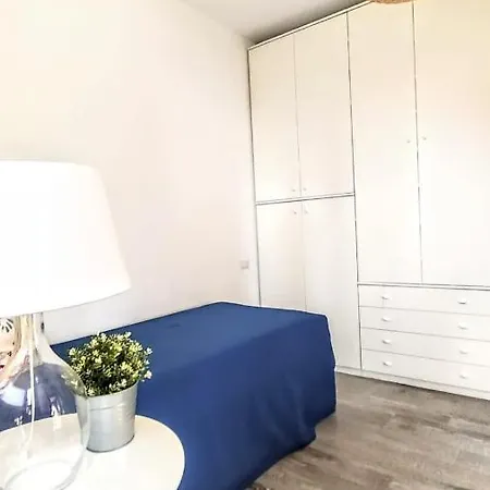 アパート Sarah's Place メナッジョ
