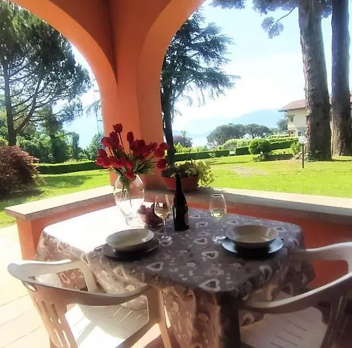 Sarah's Place Апартаменты