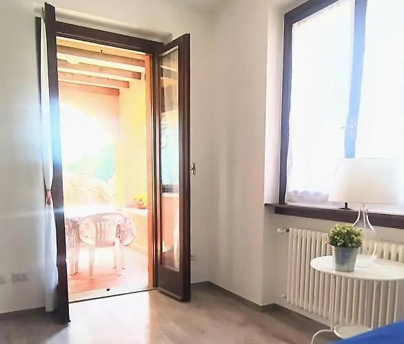 Апартаменты Sarah's Place Менаджо